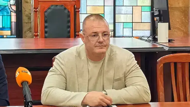 Съдът гледа мерките на обвинените за побоя на шефа на полицията в Русе