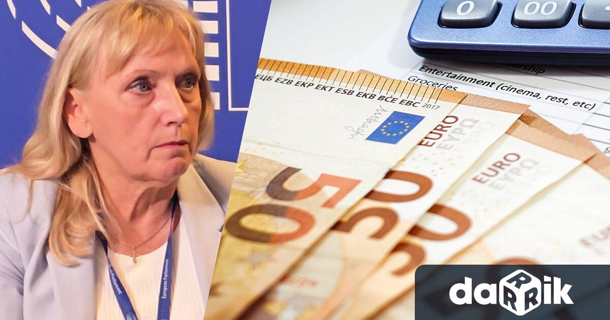 Българският евродепутат Елена Йончева бе специален гост в Денят на Дарик в