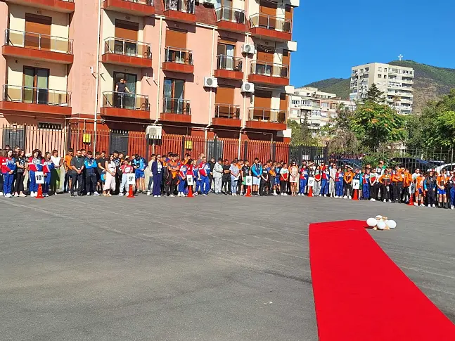  Министър Красимир Вълчев в Сливен: Радвам се, че виждам резултатите с построяването на STEM центрове в учебните заведения 