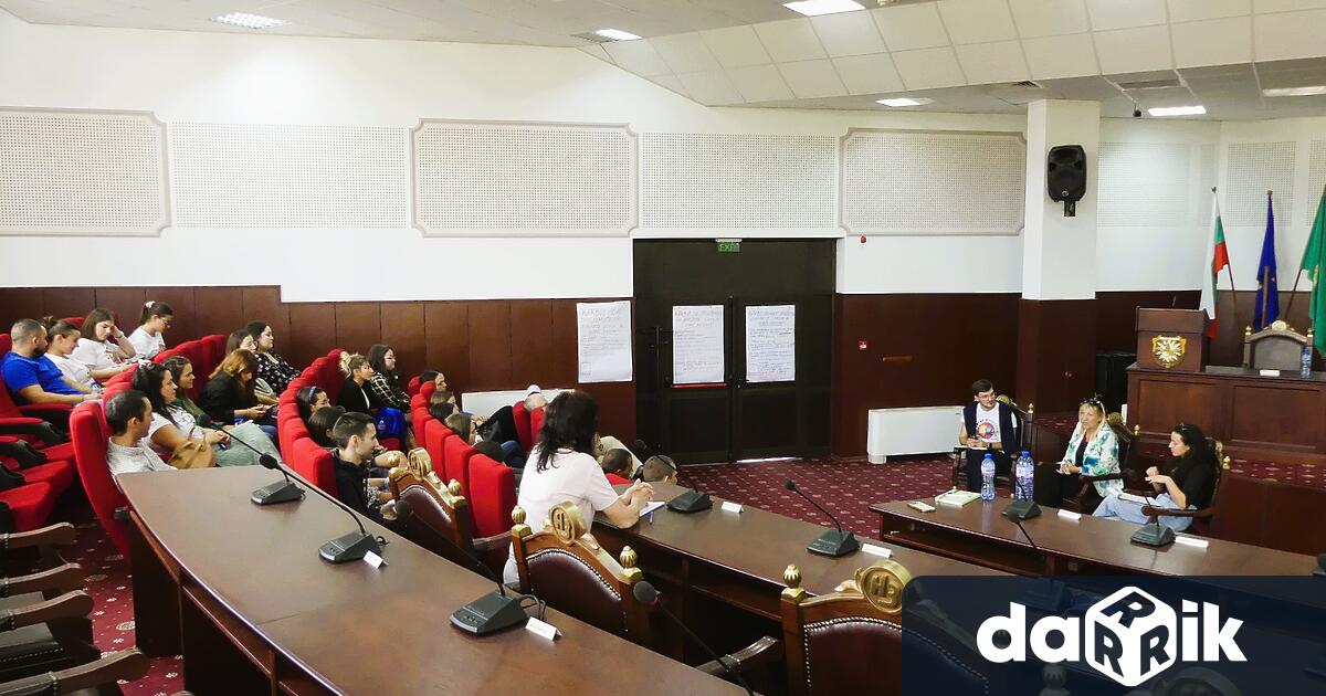 В сградата на Общинския съвет – Нова Загора се проведе