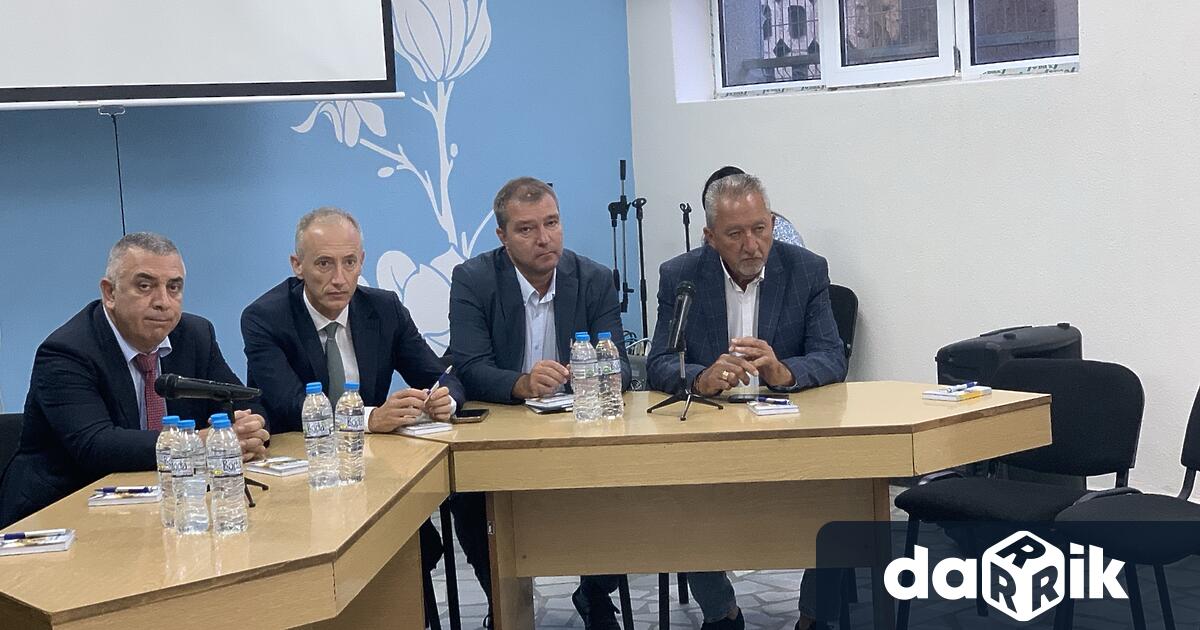 Областният управител Чавдар Божурски взе участие в две срещи от