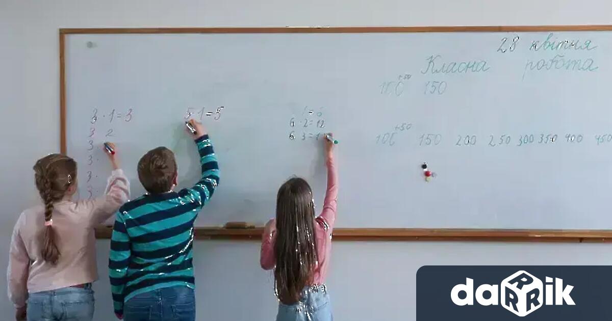 3316 първокласници ще прекрачат училищния праг в Пловдив на 15