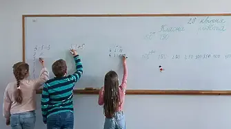 Над 3300 първокласници в Пловдив, новата учебна година започва в обновени училища и градини