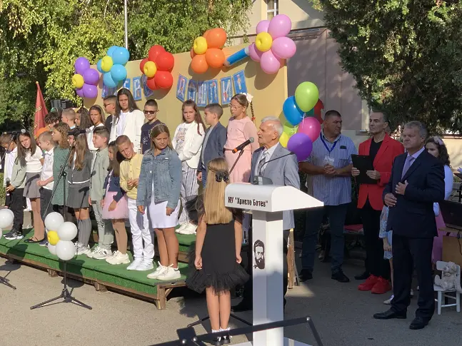  В ИНУ „ Христо Ботев “ - Плевен откриха новата образователна година/ВИДЕО-СНИМКИ/ 