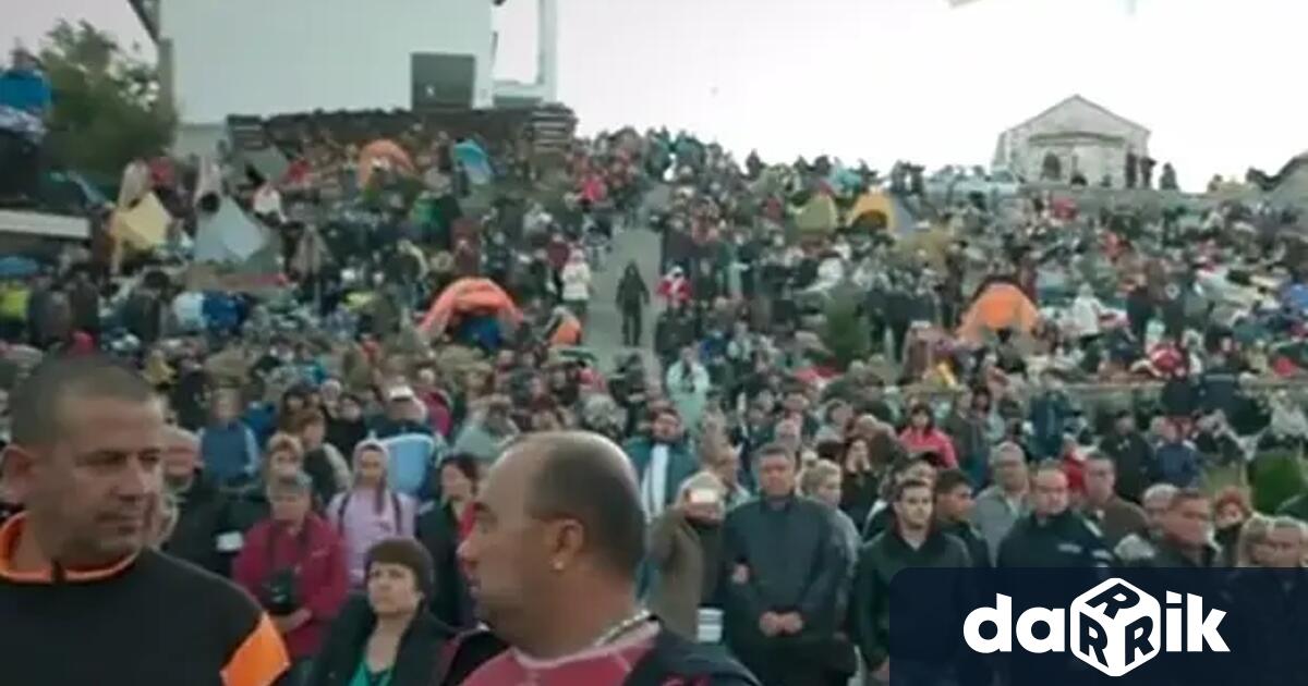 В навечерието на големия християнски празник Въздвижение на Светия Кръст