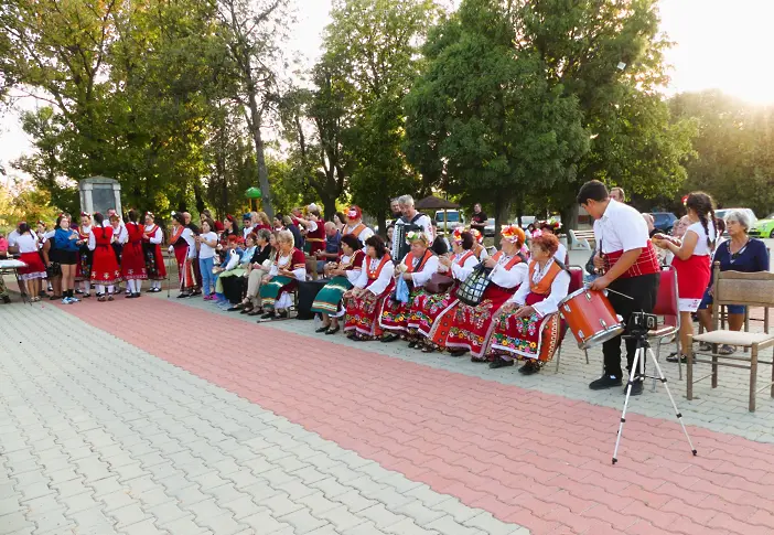 Празникът на село Сокол събра жители и гости в деня на Вяра, Надежда и Любов
