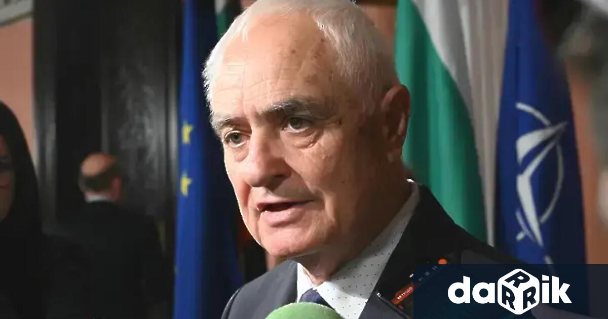 Министърът на отбраната Атанас Запрянов обяви че в деня на