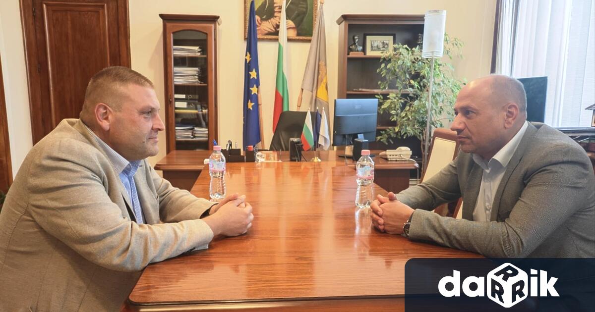 Реализиране на мерки за реконструкциятана вътрешните водопроводни мрежи в Плевен