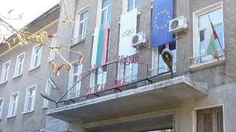 Стрелба в училище в Хасково, открит е пистолет в деветокласник