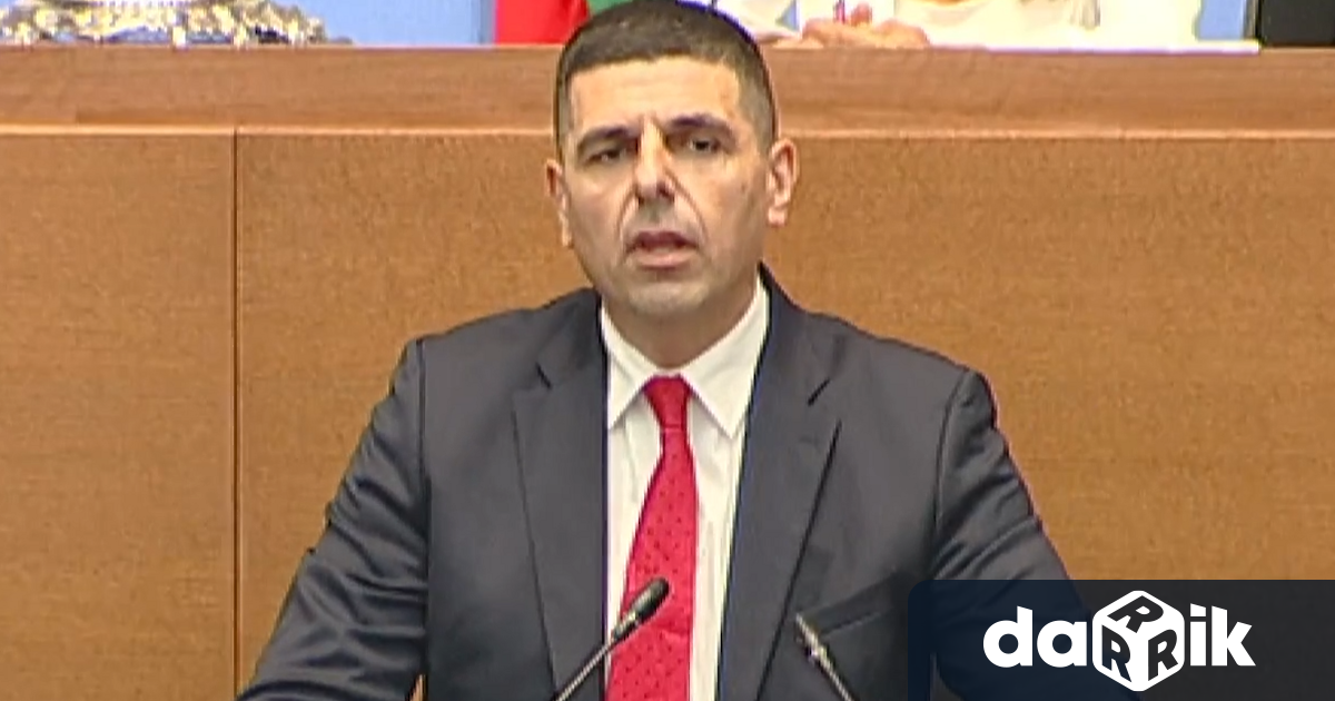 Днешният вот на недоверие показа че страната има трима премиери