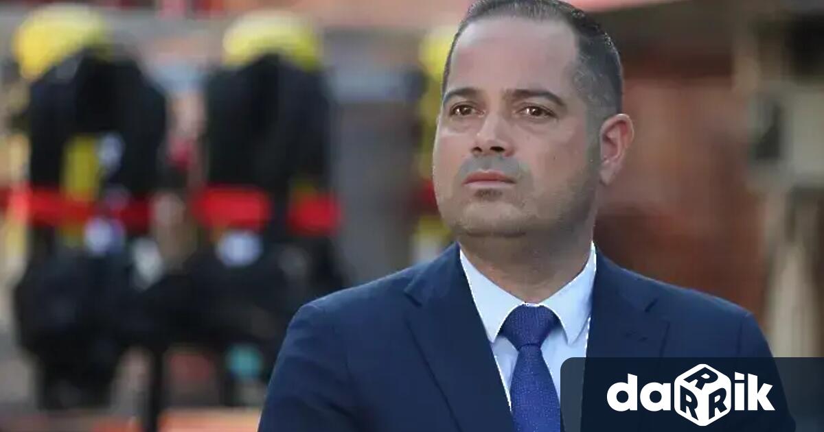 Днес в своя типичен стил върховният разединител на нацията Румен