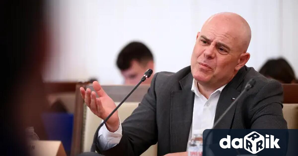 Бившият главен прокурор Иван Гешев който беше предсрочно освободен от