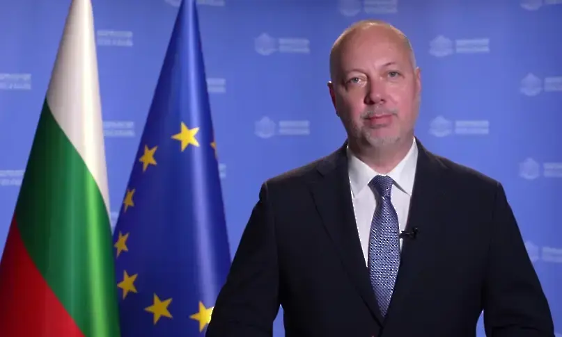 Желязков: Правителството не си позволява да се меси в работата на българския съд