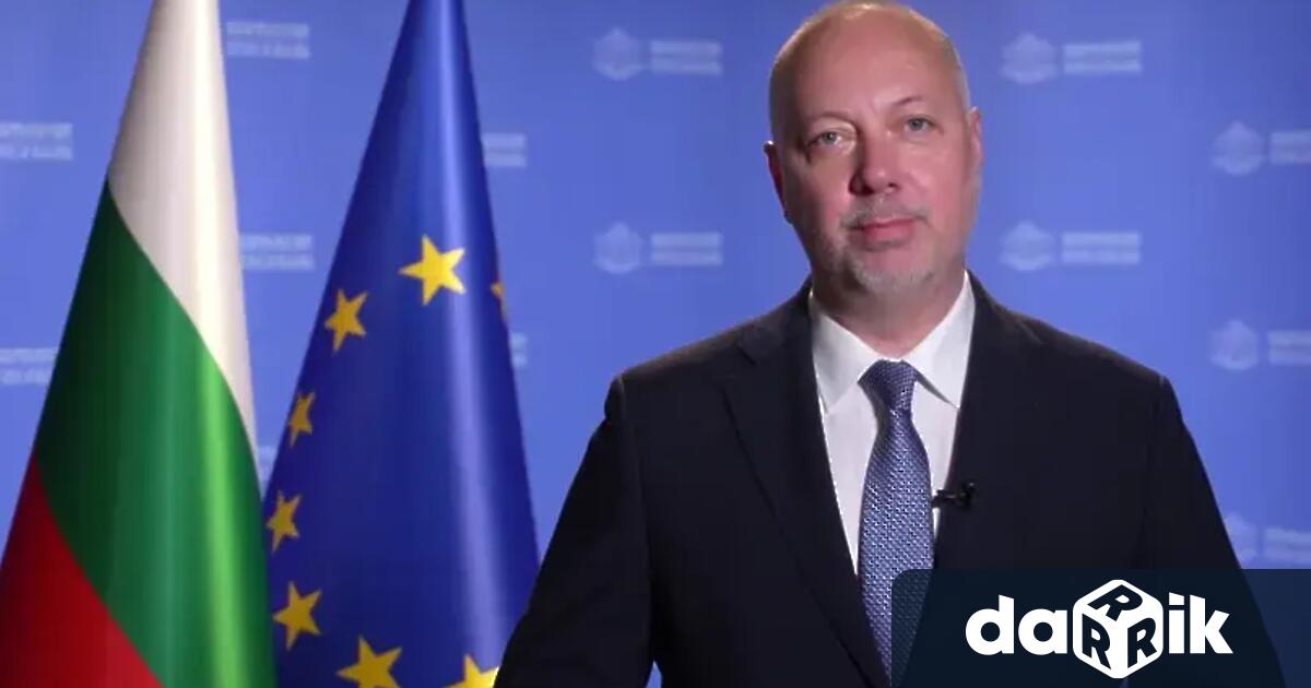 Винаги когато голяма политическа група иска нещо от ЕК трябва