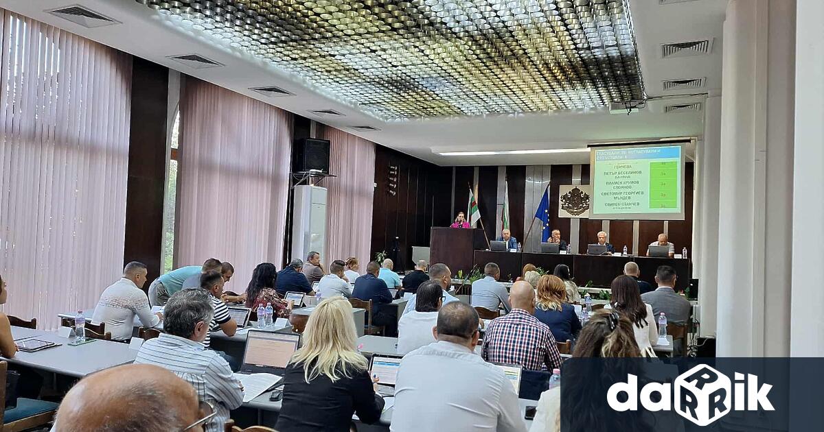 Комисар Денчо Чомаков и главен инспектор Росен Георгиев ръководители на