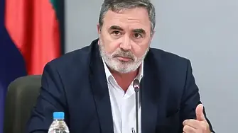 Доц. Ангел Кунчев: Аз ще се имунизирам срещу грип, но не и срещу COVID