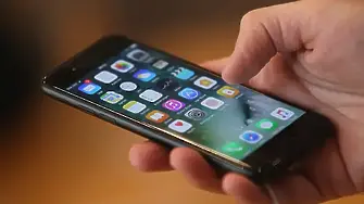 Учители отказват да събират телефони