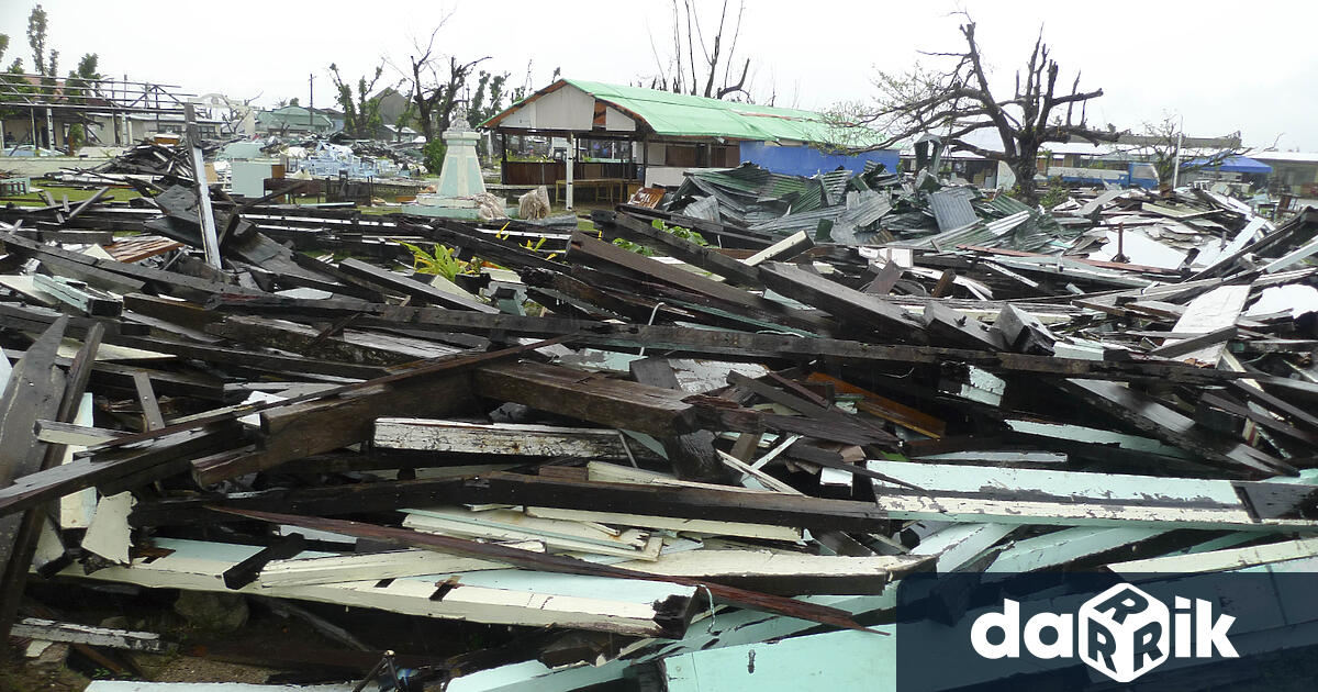 Супертайфунът Рагаса предизвика голяма разрушения във северната част на Филипините