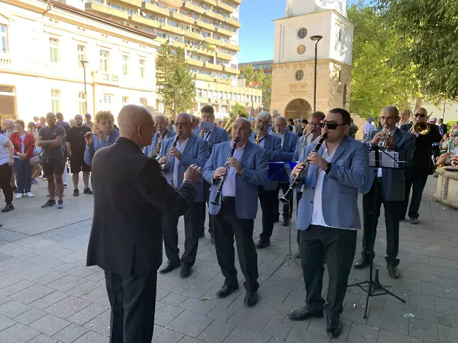 Плевен отбеляза 117 г. от обявяването на Независимостта на България/СНИМКИ/