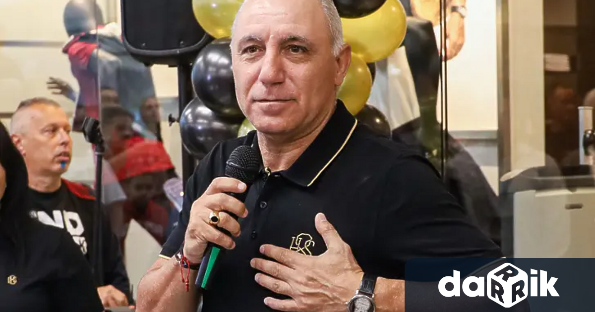 Легендата на световния футбол Христо Стоичков ще има свой биографичен