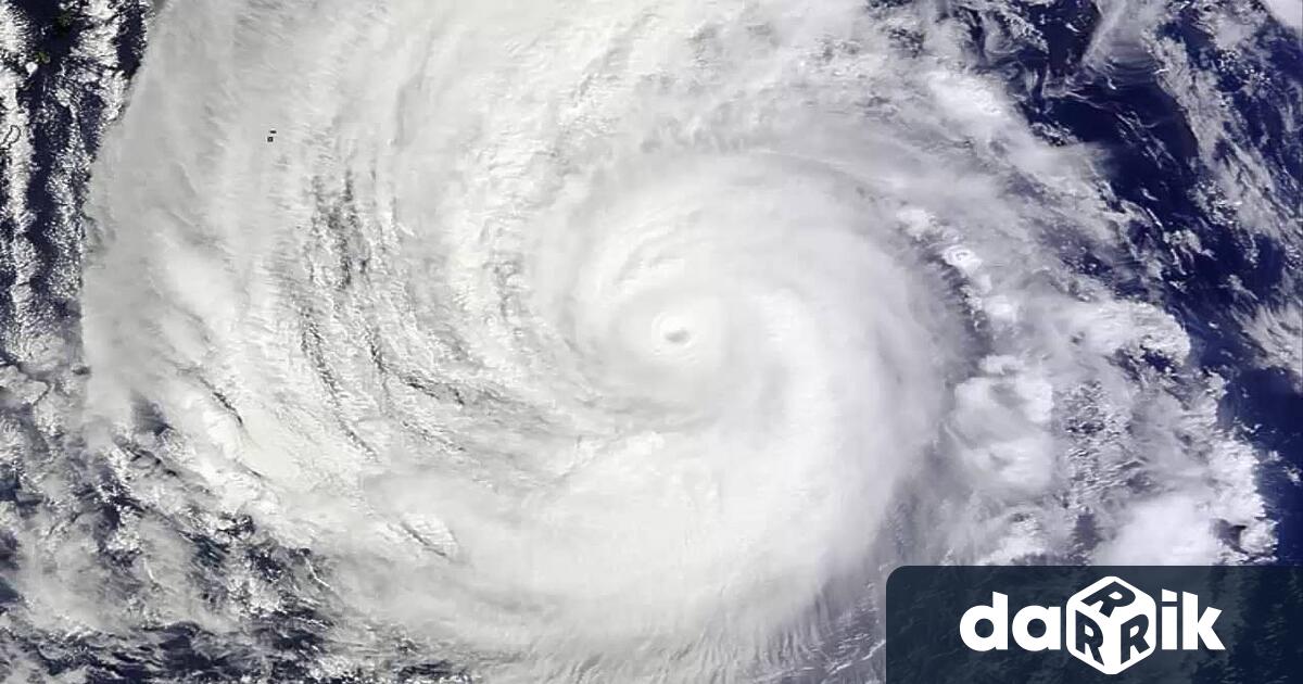 Във Филипините спряха работата и учебните занятия в цялата столица