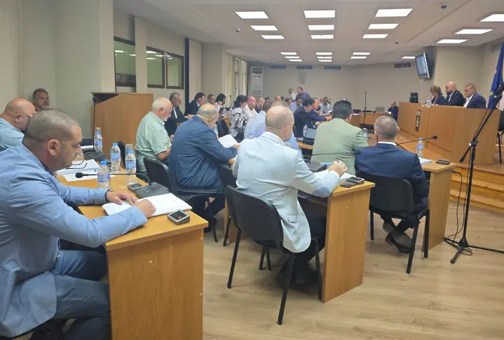 С промени в общинската Наредба № 2 собствениците на поземлени имоти в община Плевен се задължават да поддържат чистотата в тях