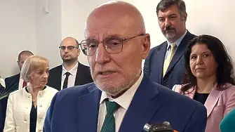 Гуверньорът на БНБ увери, че евро ще има за всички още от ден първи