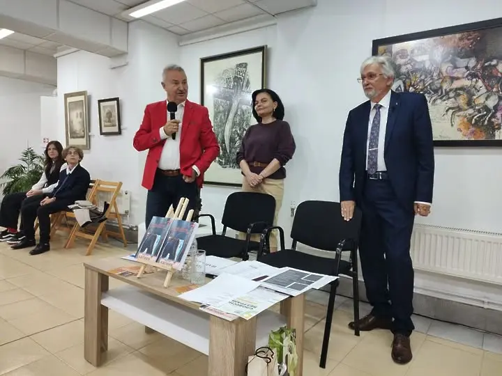Мартин Калеев представи книгата си "Нюанси" в Монтана