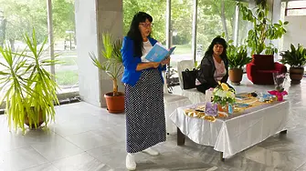 Поетесата Петя Василева – Румена представи новите си книги в Нова Загора