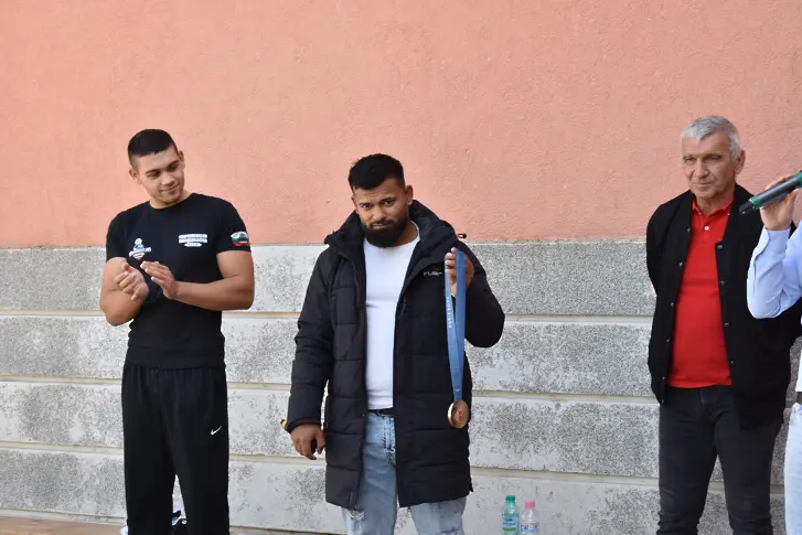 Олимпийски и световни медалисти участваха в Европейския ден на спорта в ОУ „Св. Паисий Хилендарски“ 