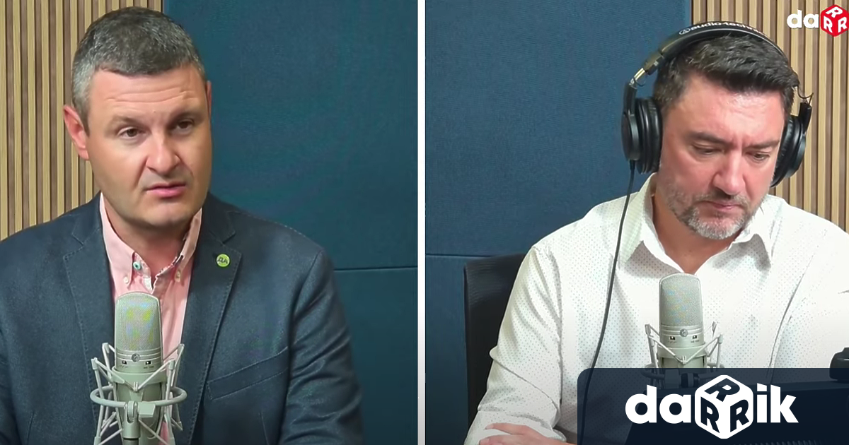 Симеон Ставрев общински съветник от Продължаваме промяната Демократична България аргументира предложението