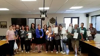 В Трявна връчиха удостоверения по проект "От обучение към заетост в полза на хората"