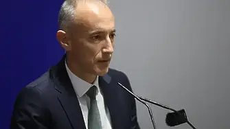 Обучението по „Религия и добродетели“ ще е по избор и няма да започне преди 2026 г.