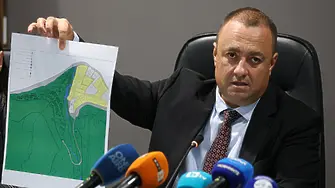 Регионалният министър: Има сгради, построени върху река в Елените
