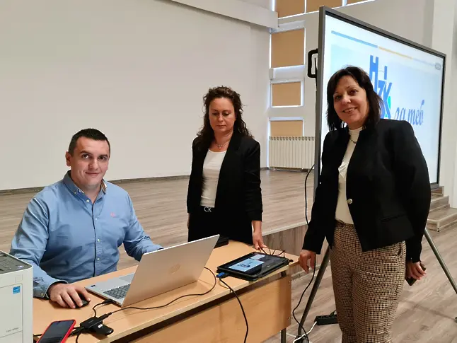 Информационната кампания на НЗОК: „НЗОК за теб" с поредица от срещи в плевенските училища 
