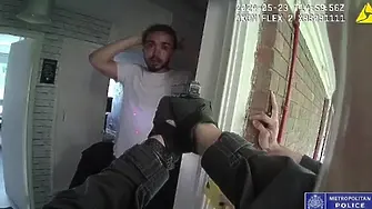 Полицията на Острова залови при операция българи, изпращали крадени телефони към Китай