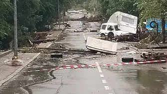 Жителите на застрашените от наводнение райони в община Царево да напуснат домовете си до четвъртък