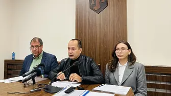 Завърши изграждането на парка в ж.к. „Сениче“