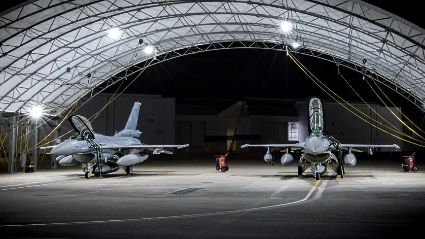 Още два изтребителя F-16 пристигнаха в авиобаза "Граф Игнатиево"