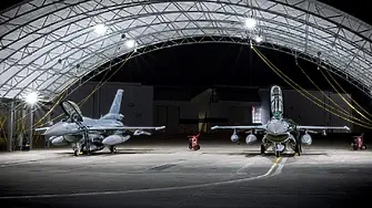 Още два изтребителя F-16 пристигнаха в авиобаза "Граф Игнатиево"
