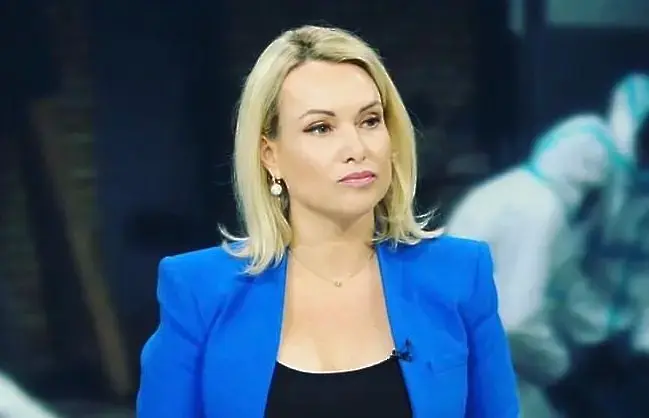 Русия обяви журналистката Марина Овсянникова за „чуждестранен агент”