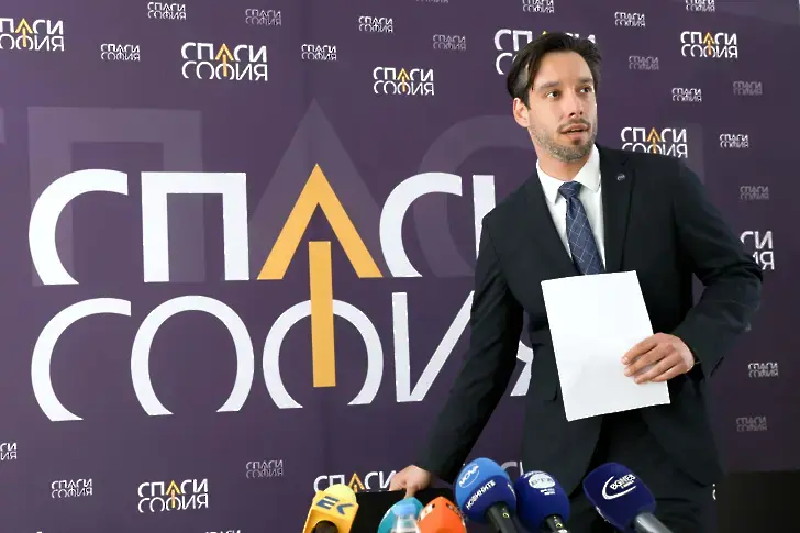 Бонев: Мафията е готова да си задържи боклука в София
