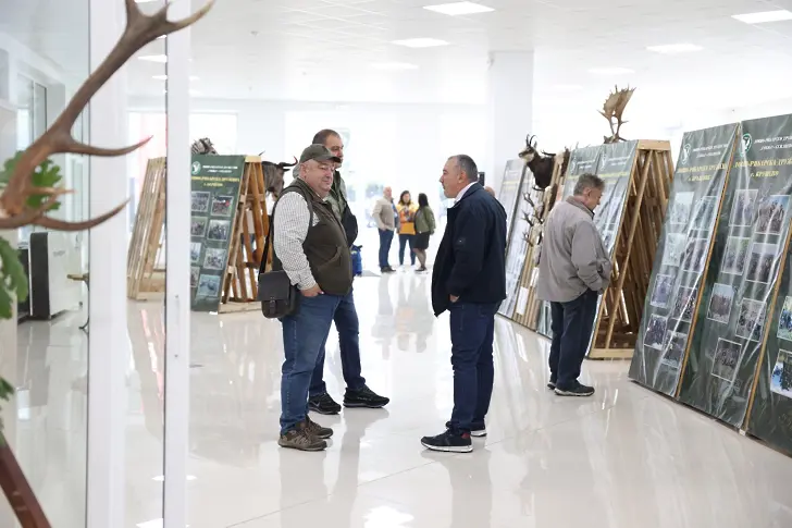 Ловни джипове - последен писък на модата показват в Севлиево