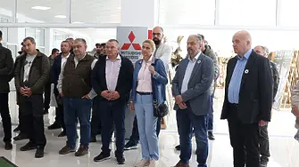 Ловни джипове - последен писък на модата показват в Севлиево