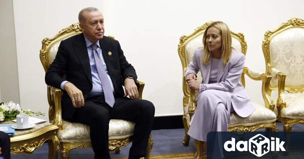 Турският президент Реджеп Тайип Ердоган посъветва министър председателката на Италия Джорджа