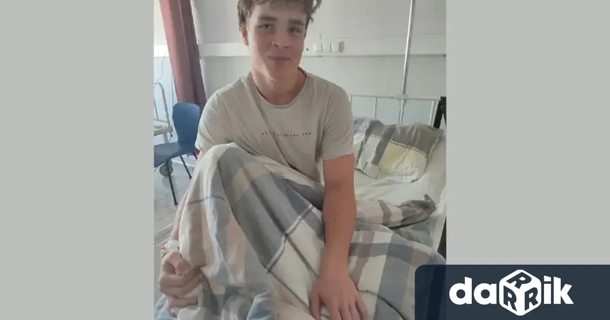 Лекари от Университетската многопрофилна болница за активно лечение УМБАЛ в