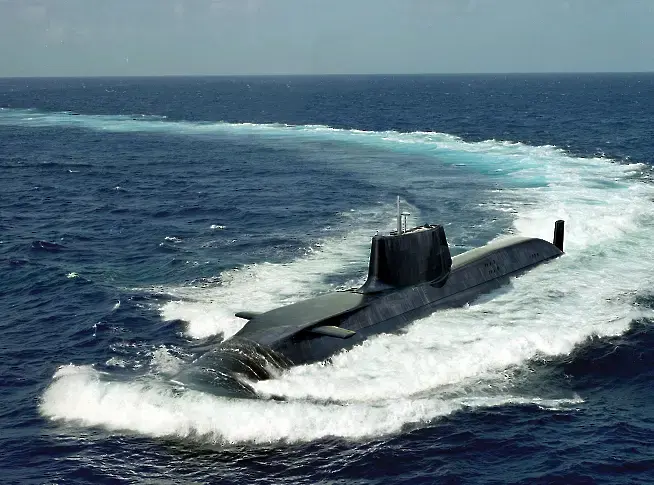 Шведската армия следи руска подводница в Балтийско море