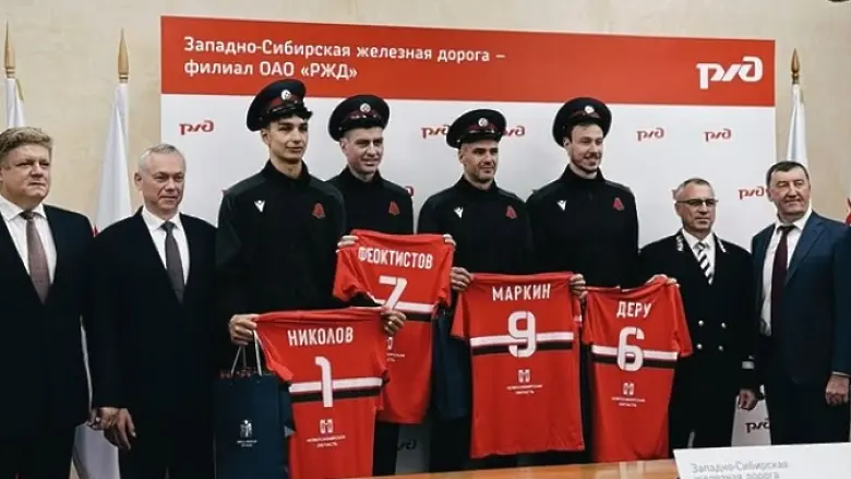 В Русия: Представиха волейнационала Мони Николов с униформа