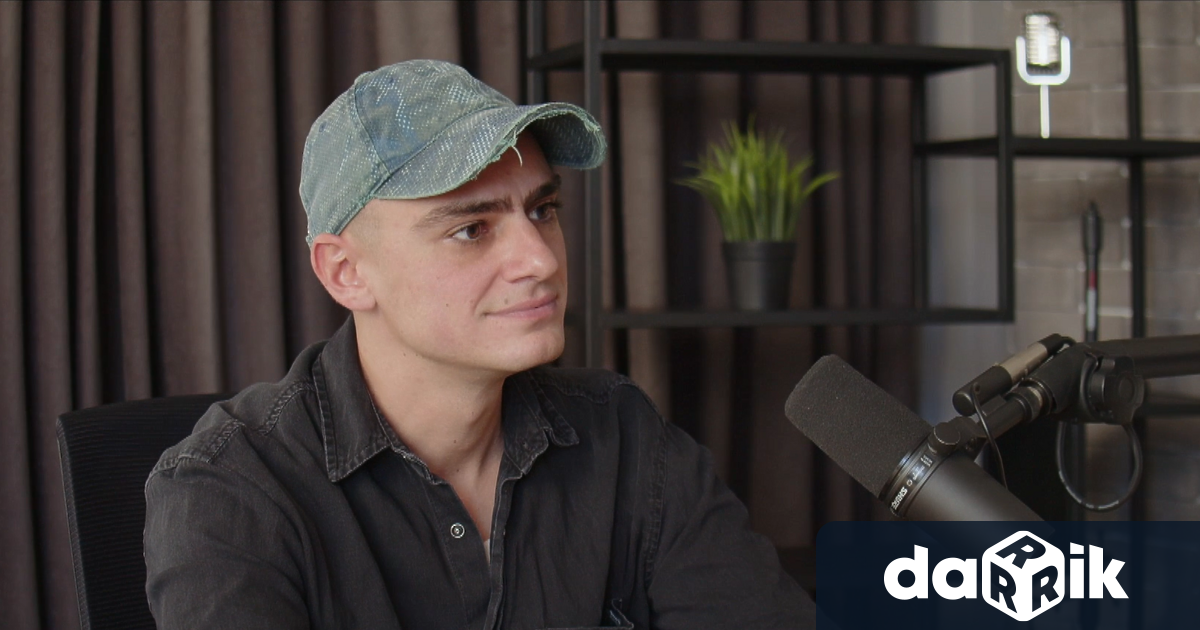 Смехът е най честната форма на протест Това сподели в предаването