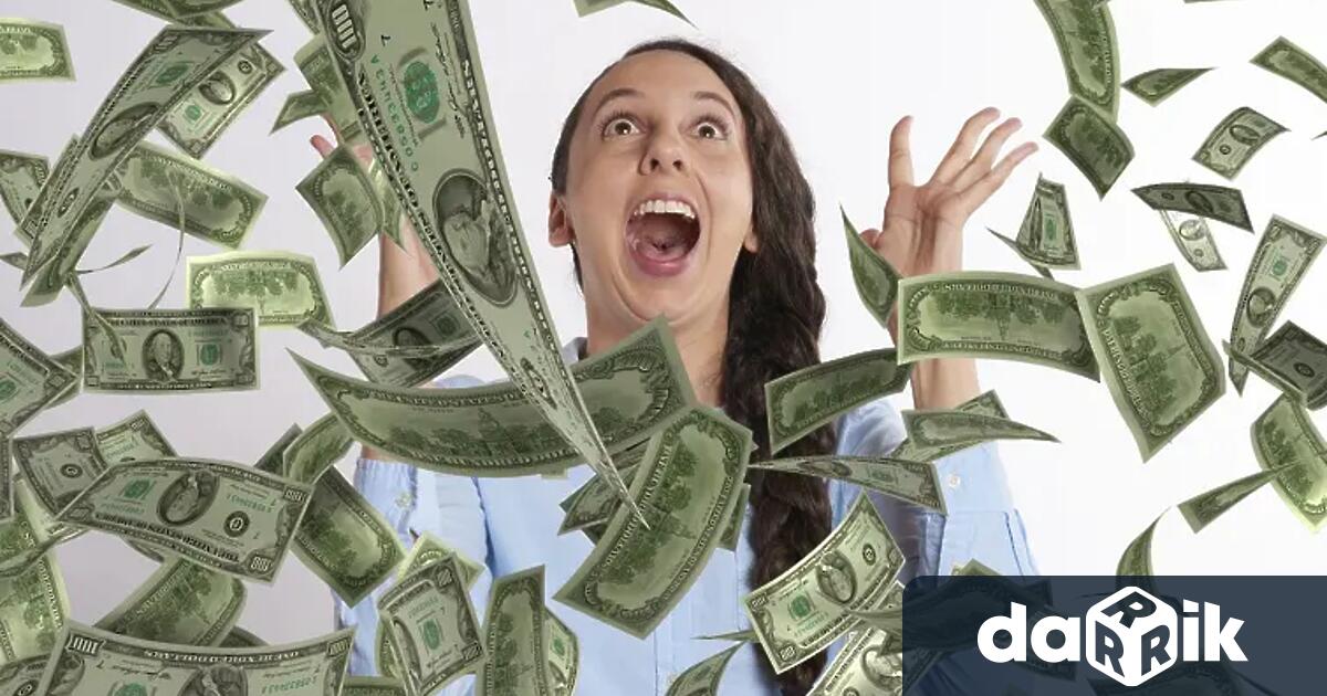 Американцът Йоел Мокир канадецът Питър Хауит и французинът Филип Агион